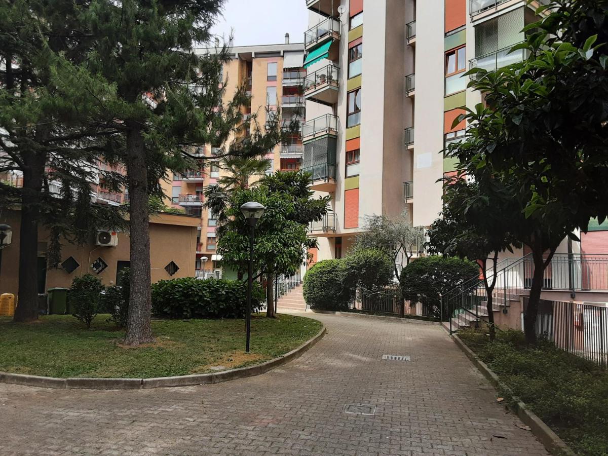 Appartamento Perla Cologno Monzese Ngoại thất bức ảnh